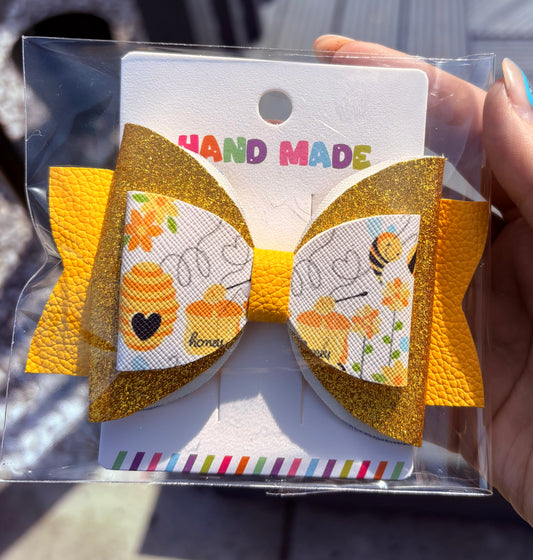 Bee Die Cut Hair Bow
